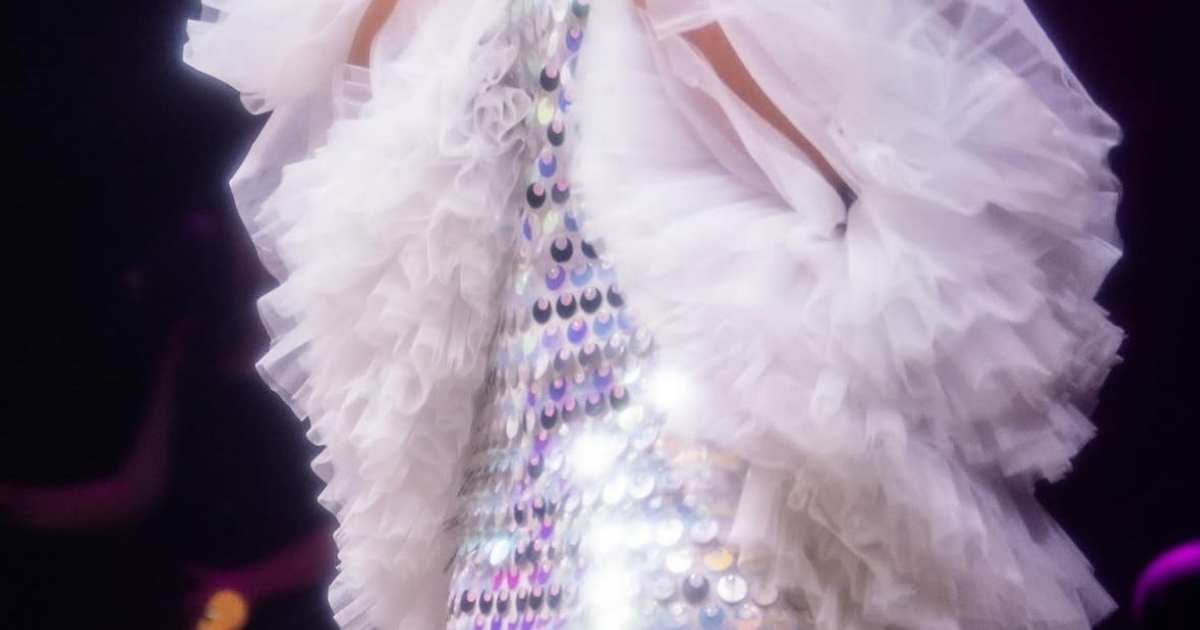 Sıla Gençoğlu Stuns in Nana Gotti’s Emery Dress 